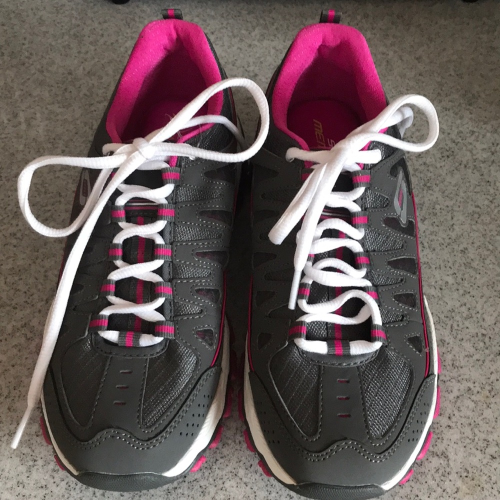 Skechers Encore